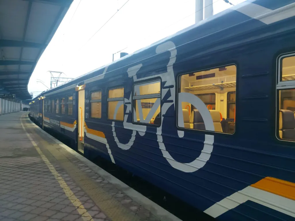Тимчасове скасування приміських поїздів Dnipro City Express на Дніпропетровщині: деталі та перелік рейсів