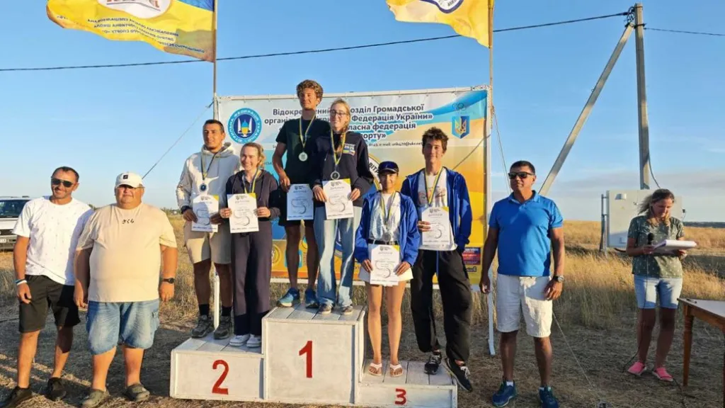 Юніори з Дніпра здобули бронзу на чемпіонаті України з вітрильного спорту
