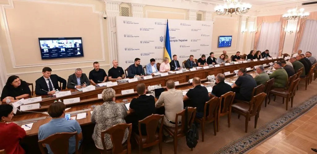 Примусова евакуація: понад тисячу дітей вивезуть із громад Дніпропетровщини