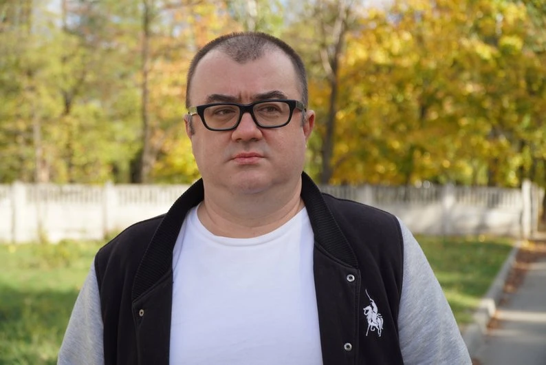 У Дніпрі розгорівся скандал через російську музику в караоке-барі: що кажуть закон і юристи