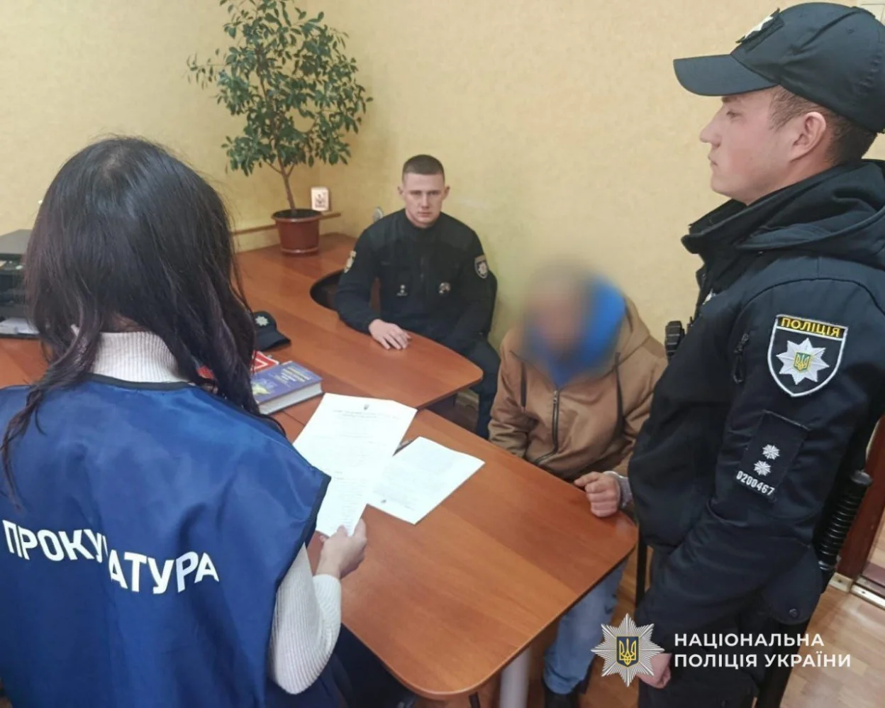 На Дніпропетровщині після нападу загинув 84-річний чоловік: підозрюваних взяли під варту