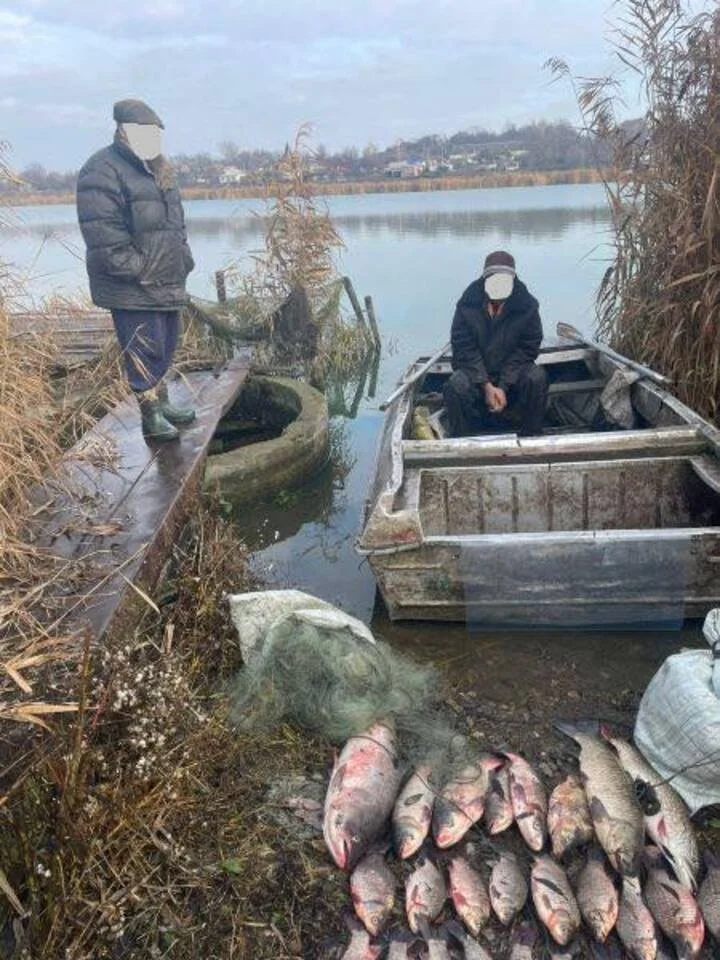 На Дніпропетровщині викрили двох браконьєрів: збитки для рибного господарства перевищили 155 тисяч гривень