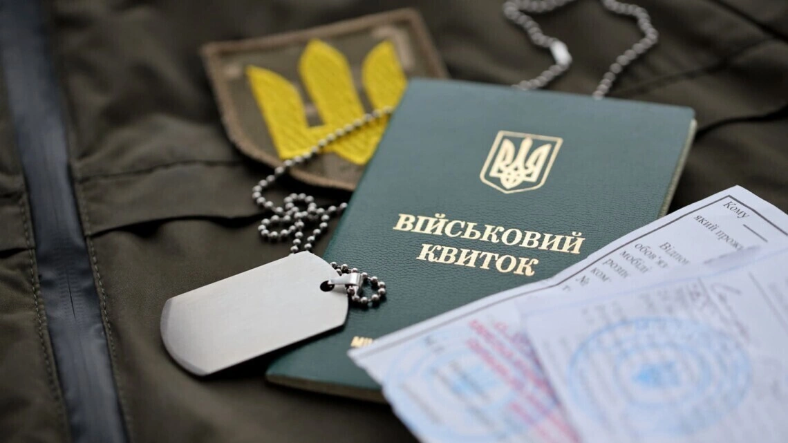 Кабмін прискорив бронювання працівників критичних підприємств: 72-годинну перевірку скасовано