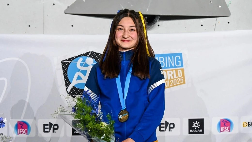 Юна чемпіонка зі Дніпра: Рафаель Казбекову визнали найкращою спортсменкою року в Україні