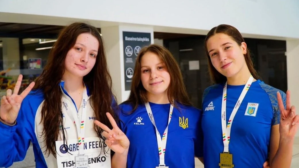 Дніпровські плавці тріумфували у Вільнюсі та переписали таблицю рекордів України