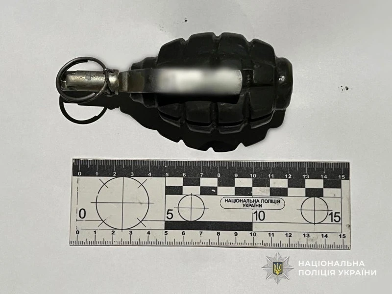 Інцидент з гранатою у крамниці: на Дніпропетровщині затримали підозрюваного