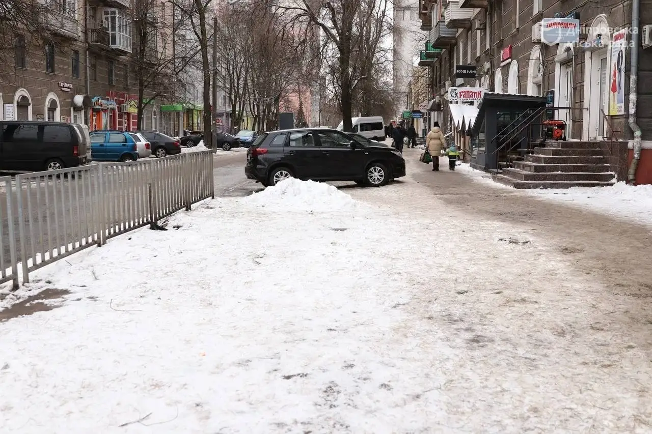 Нічні удари по Дніпропетровщині: поранені, зруйновані будинки і кримінальні провадження