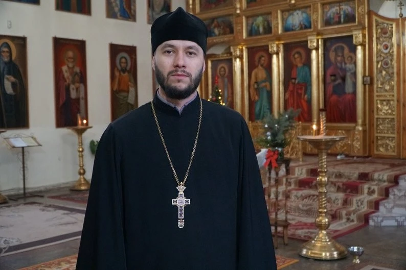 Водохреще у Дніпрі: менше охочих до занурень, поради священника і медиків