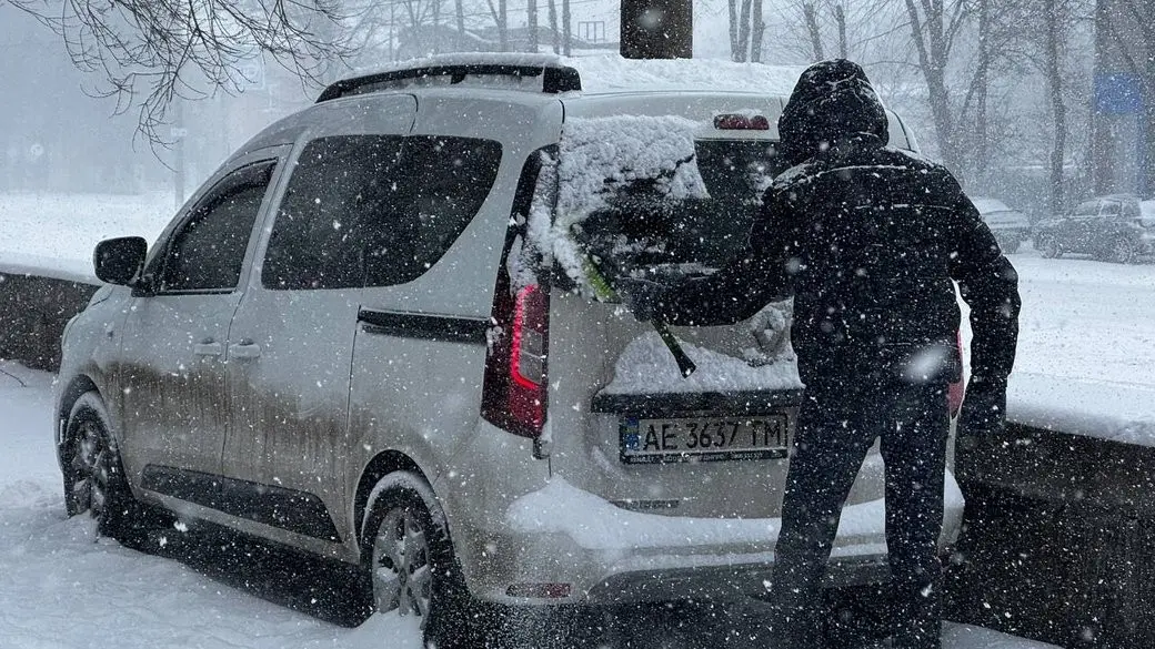 Магазини під час блекауту: як працюють торговельні мережі столиці
