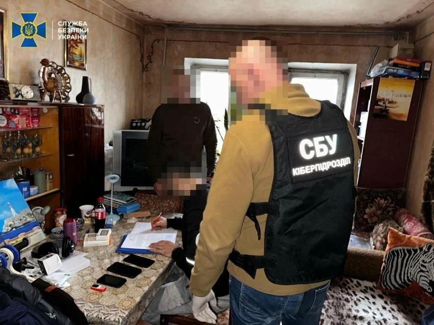Телеграм як інструмент зриву мобілізації: у Дніпрі викрили автора «зливів» про маршрути ТЦК