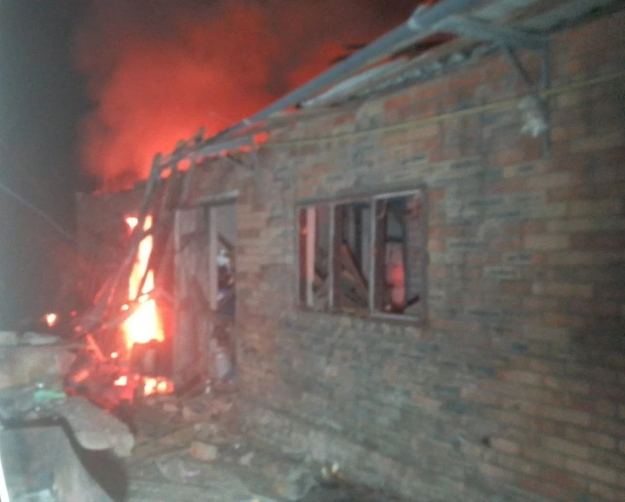 Дніпропетровщина під вогнем: нова нічна атака принесла жертви та руйнування