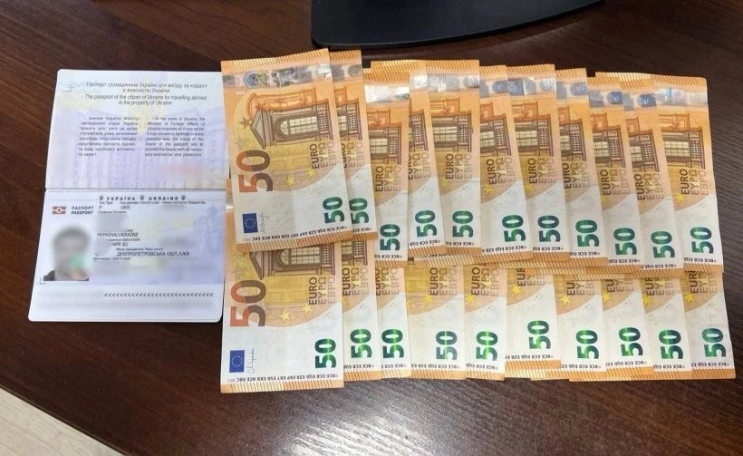 Тюрма замість виїзду за кордон: на Закарпатті чоловік намагався підкупити Мукачівський прикордонний загін