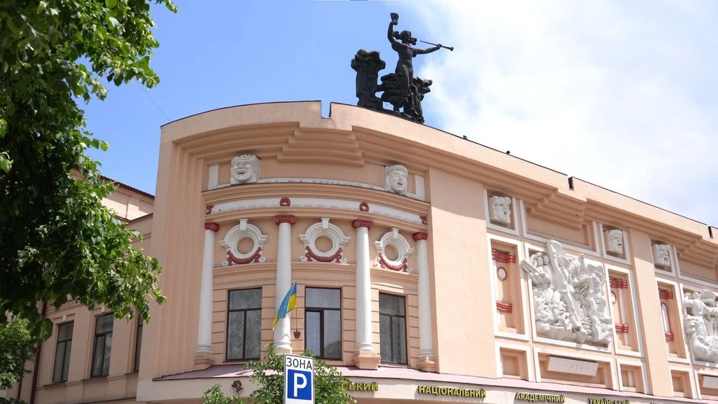 Вікенд у Дніпрі: імпровізаційний стендап, прем’єра шоу-балету та катеринославські таємниці