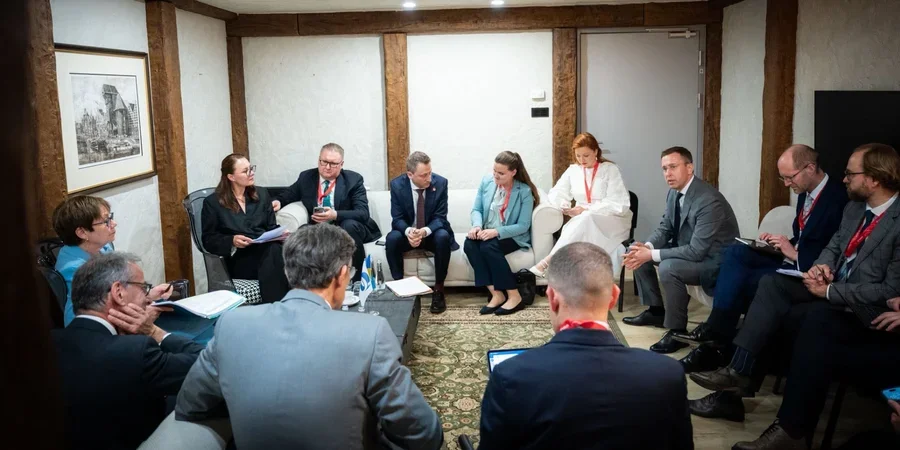 Мільйонні гранти для енергетики: Група Нафтогаз розширює співпрацю з ЄБРР на саміті в Гданську