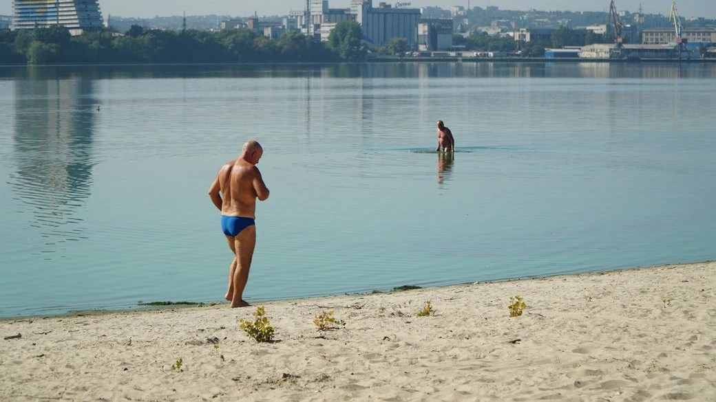 Безпека та приховані загрози водойм Дніпра: де якість води відповідає санітарним нормам
